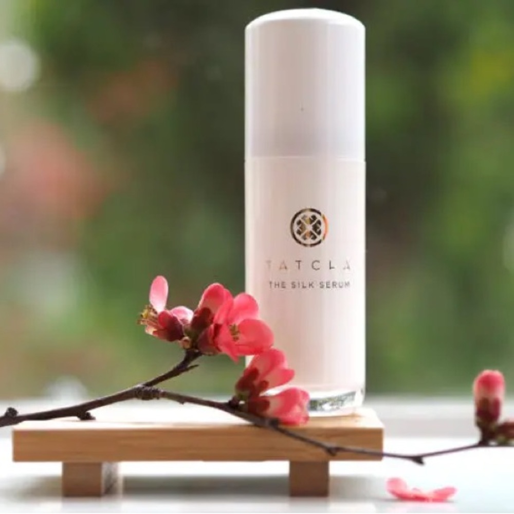 Tatcha the essence 25ml skincare boosting treatment face new 0.8 fl oz